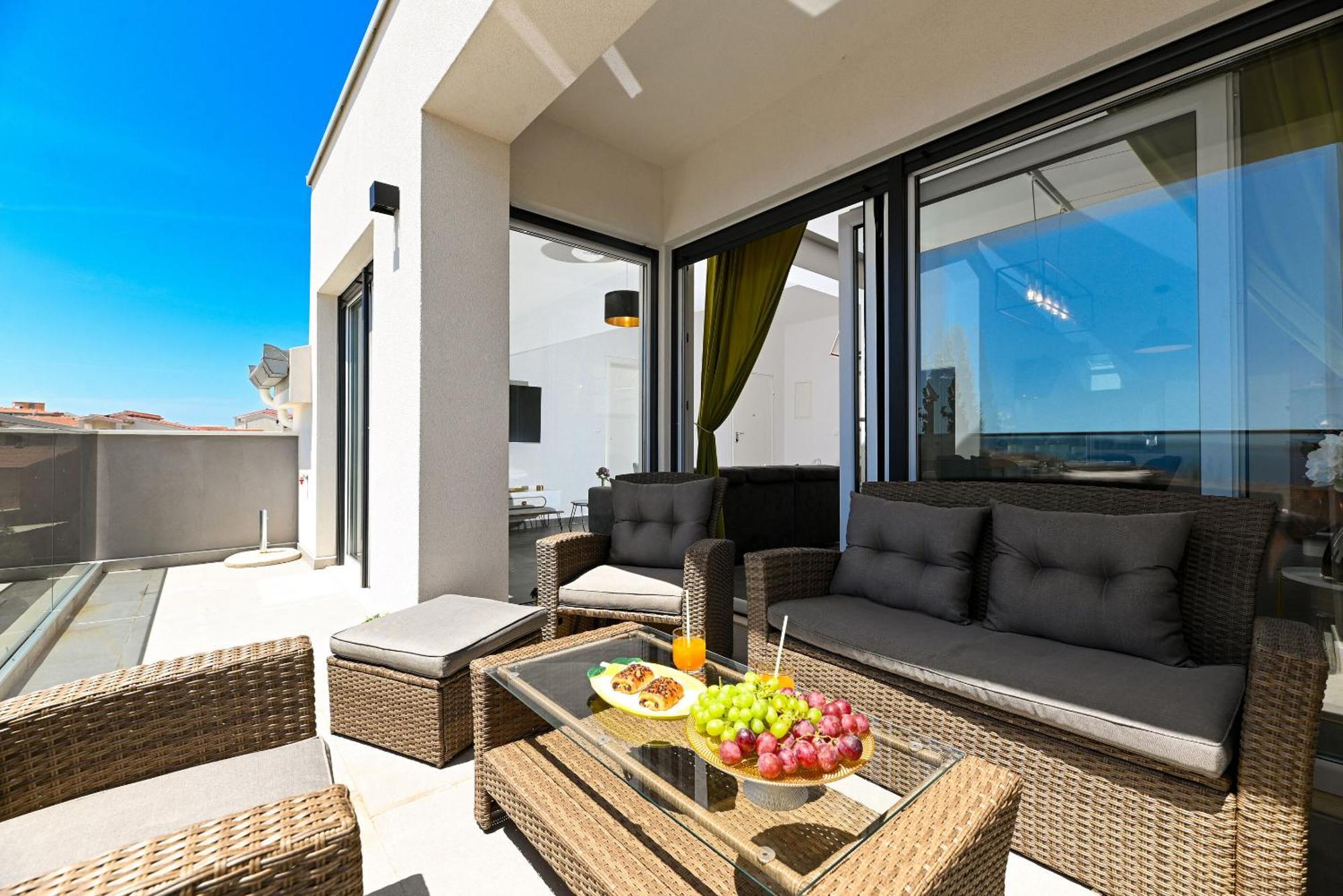 Apartments Diva Трогир Екстериор снимка